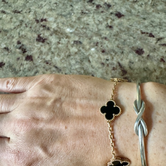 Authentic Tiffany & Co. Sterling Silver Infinity Cuff Knot Bracelet Medium - Picture 7 of 9